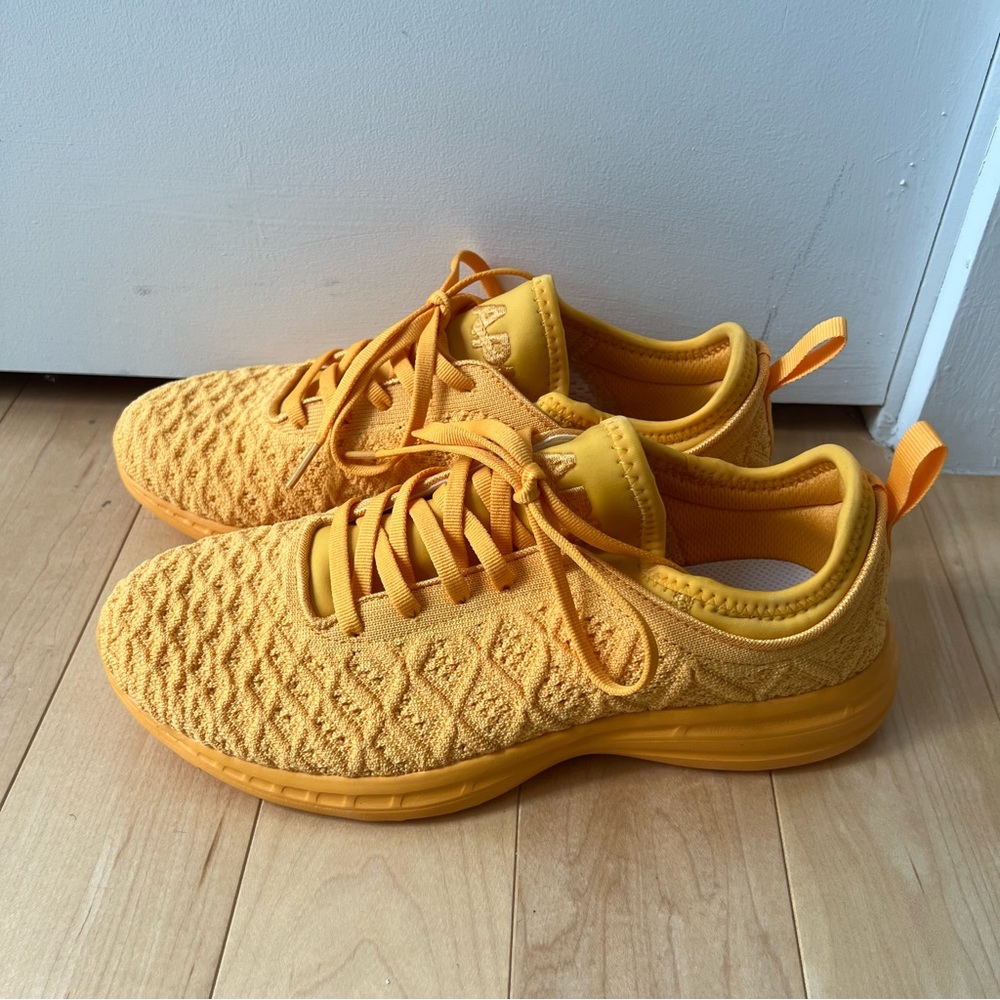 Rarely Worn APL Women’s TechLoom